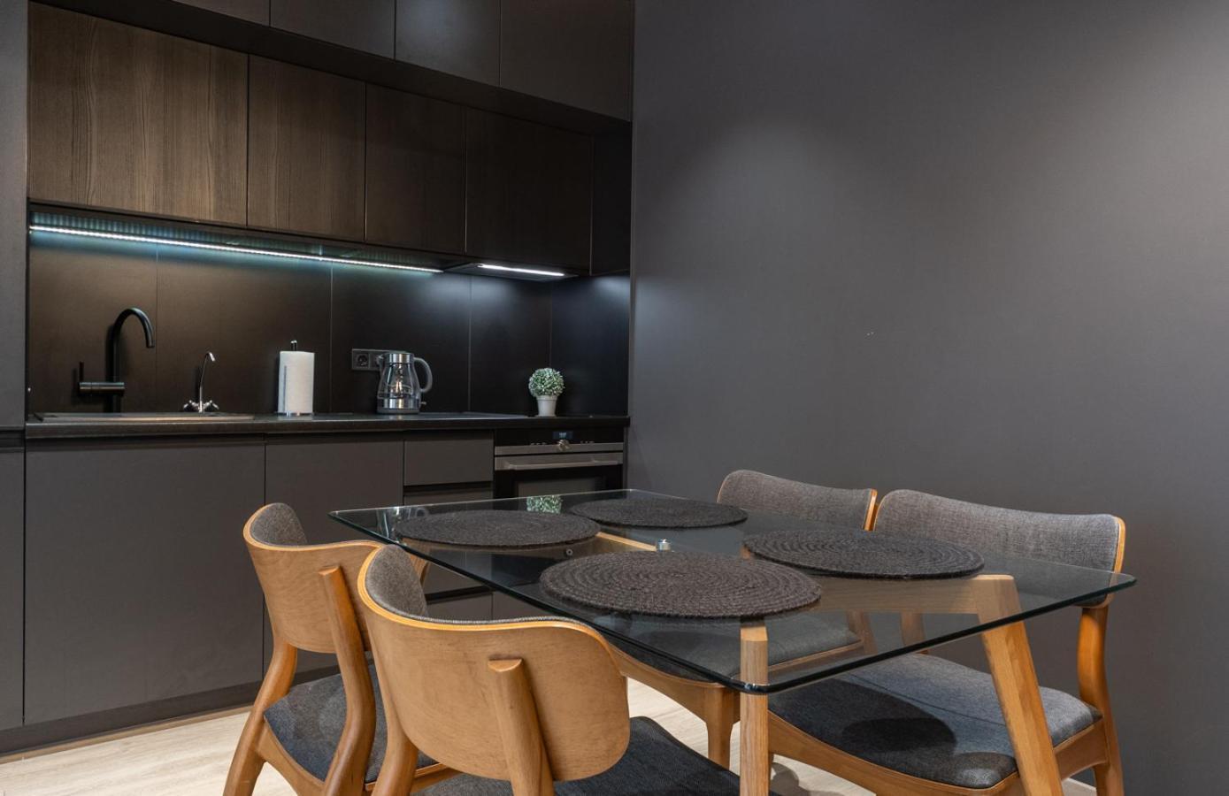 Royal Tower Residence Big VIP Apartment in Center Floor 27 Kiev Buitenkant foto