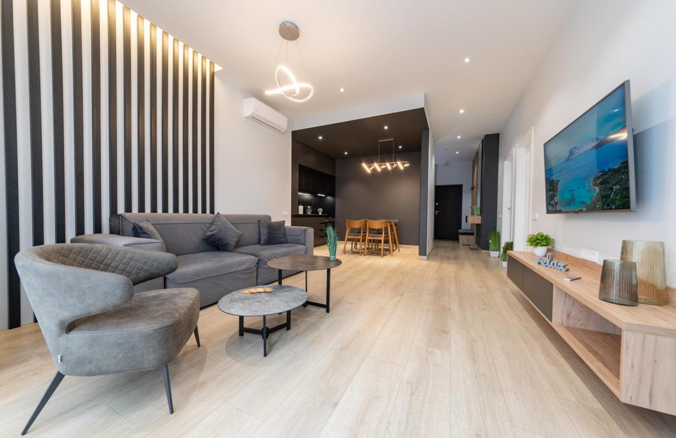 Royal Tower Residence Big VIP Apartment in Center Floor 27 Kiev Buitenkant foto