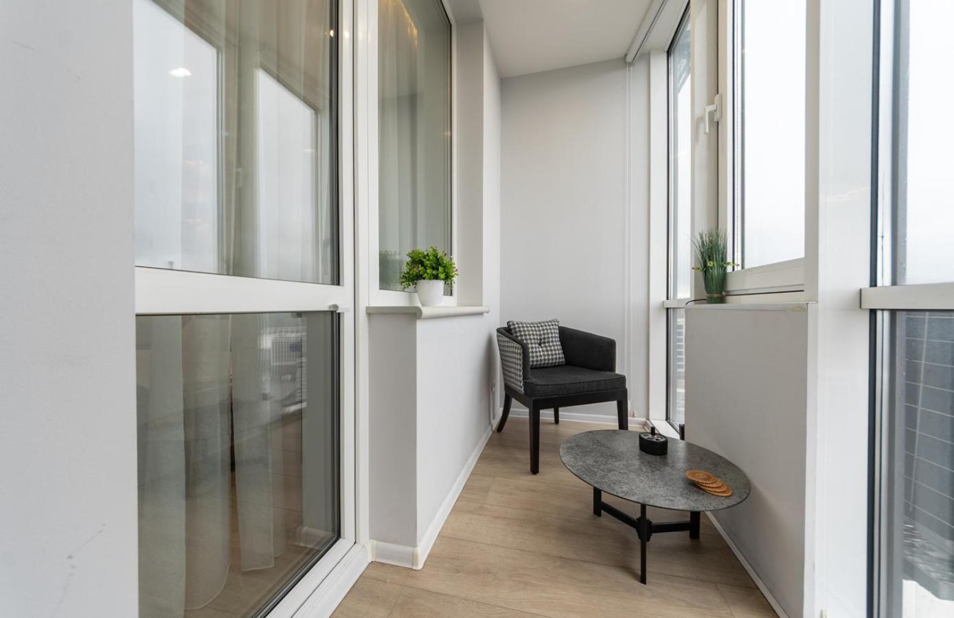 Royal Tower Residence Big VIP Apartment in Center Floor 27 Kiev Buitenkant foto