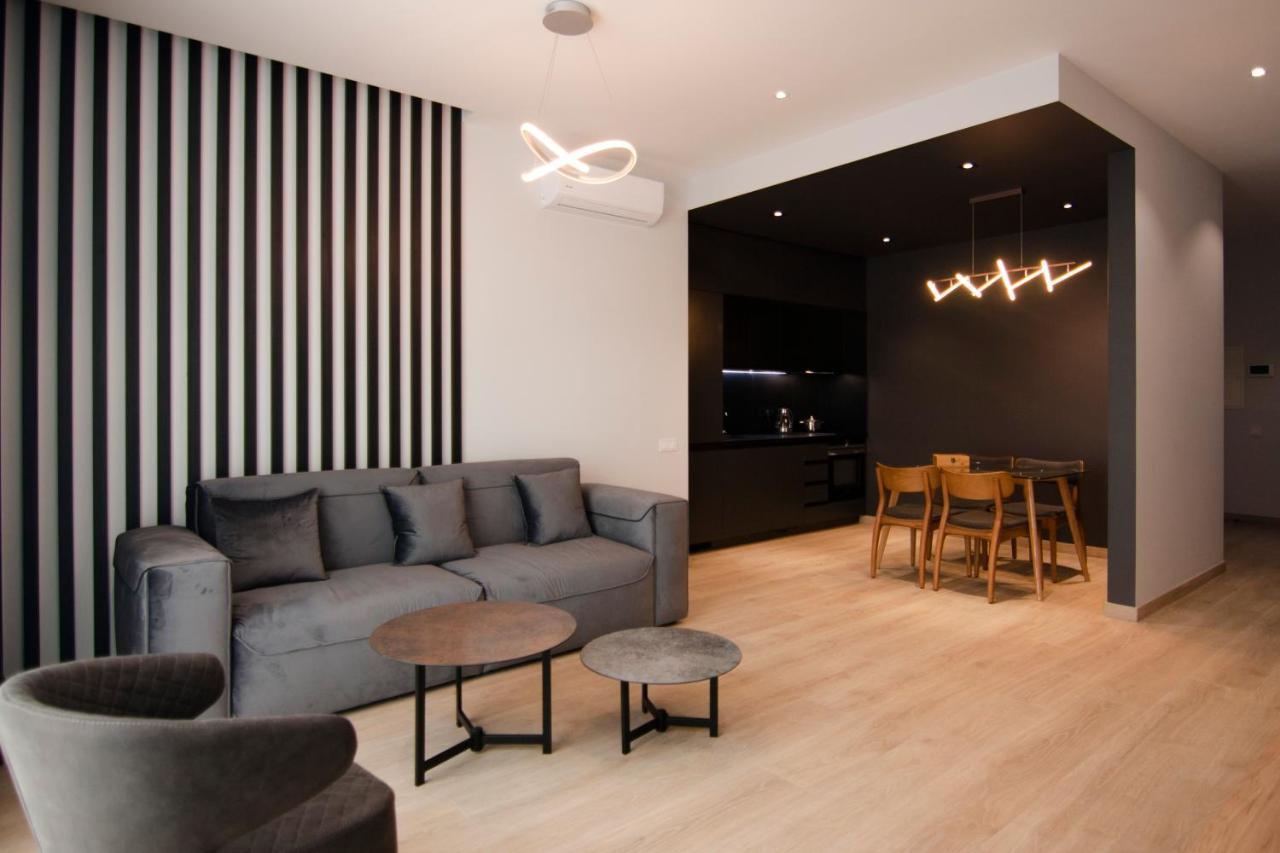 Royal Tower Residence Big VIP Apartment in Center Floor 27 Kiev Buitenkant foto